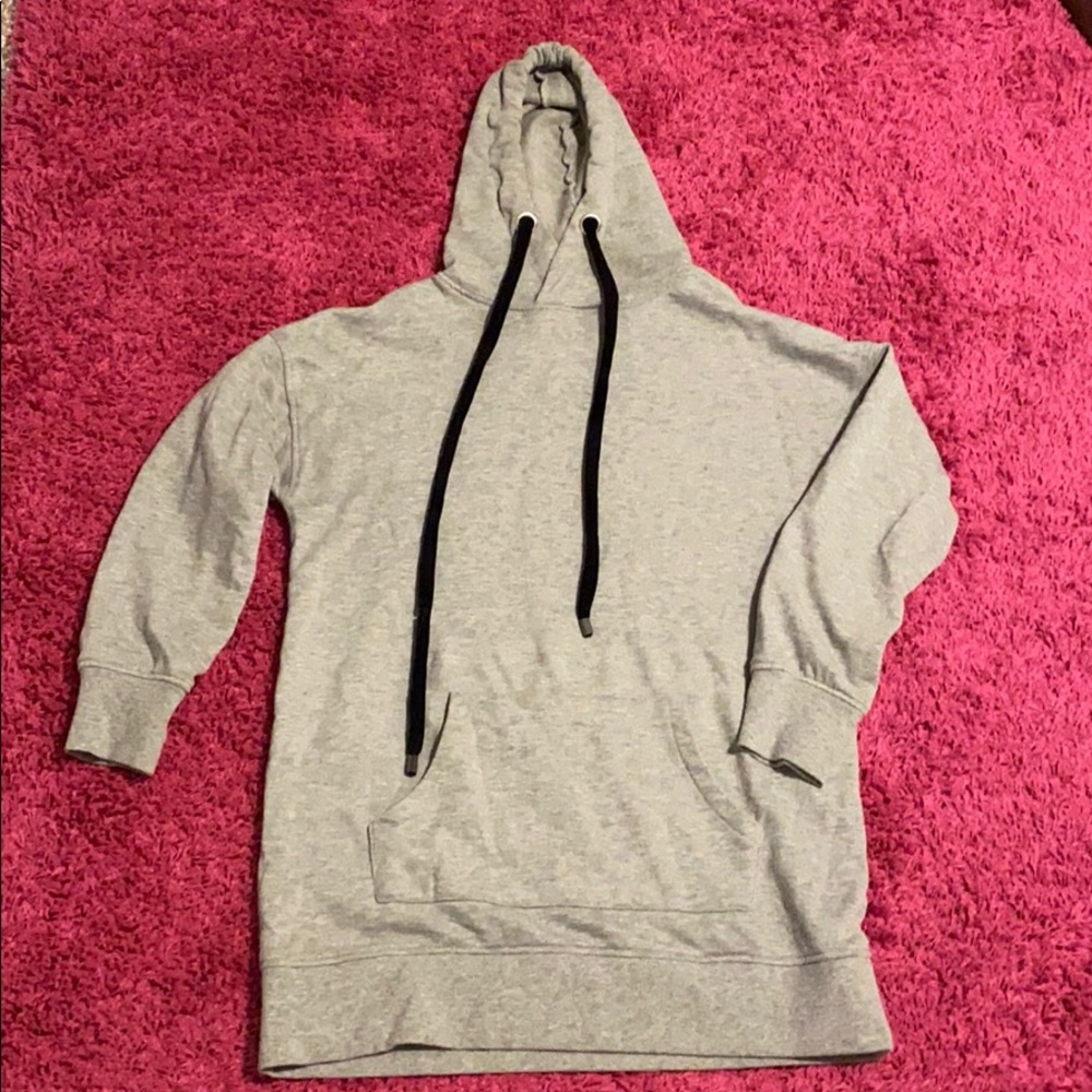 Hoodie dress with black velvet strings